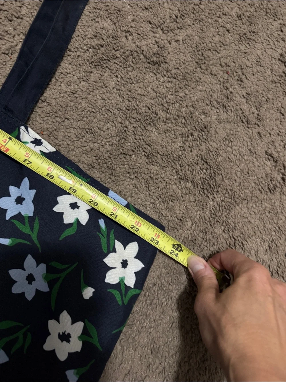 Kate Spade Tote-Navy Floral-Cloth-OpenTop-Large Size-GUC
